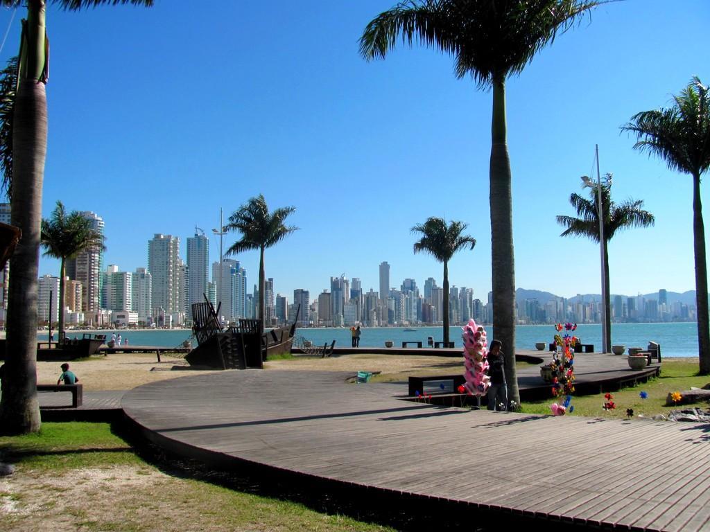 Ape Da Monica Daire Balneario Camboriu Dış mekan fotoğraf
